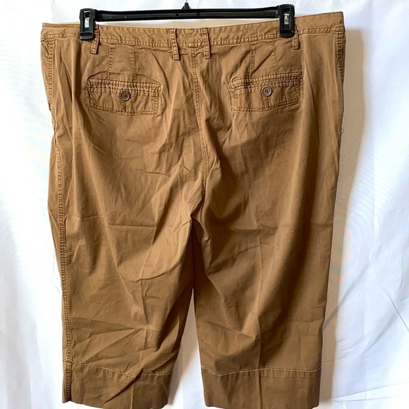 Avenue Chino Plus Size Kahki Style Capris - Picture 2 of 11